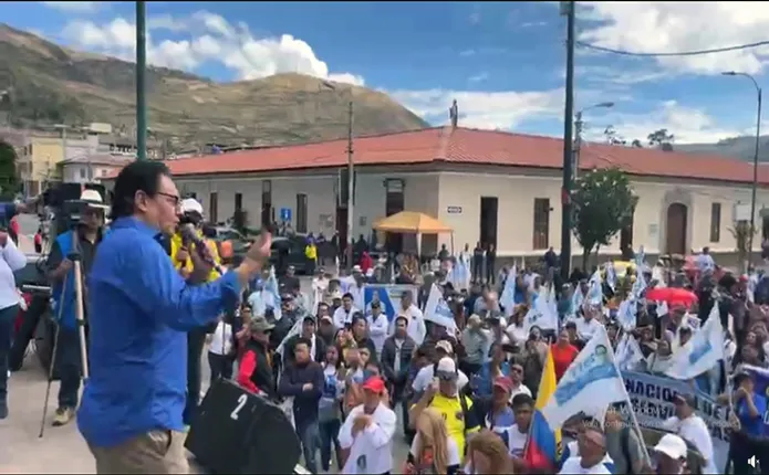 EL PUEBLO VILLAVICENCISTA, AL ECUADOR.
